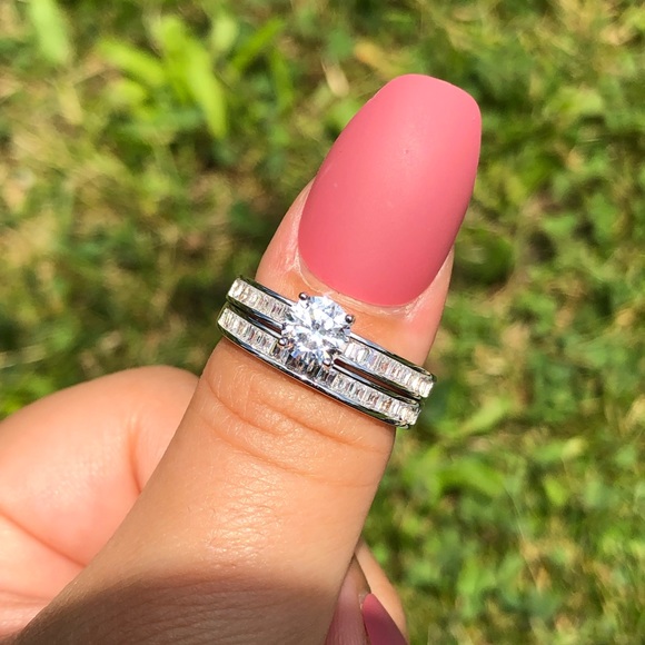 925 Sterling Silver Round & Baguette Ring Set - Picture 3 of 14